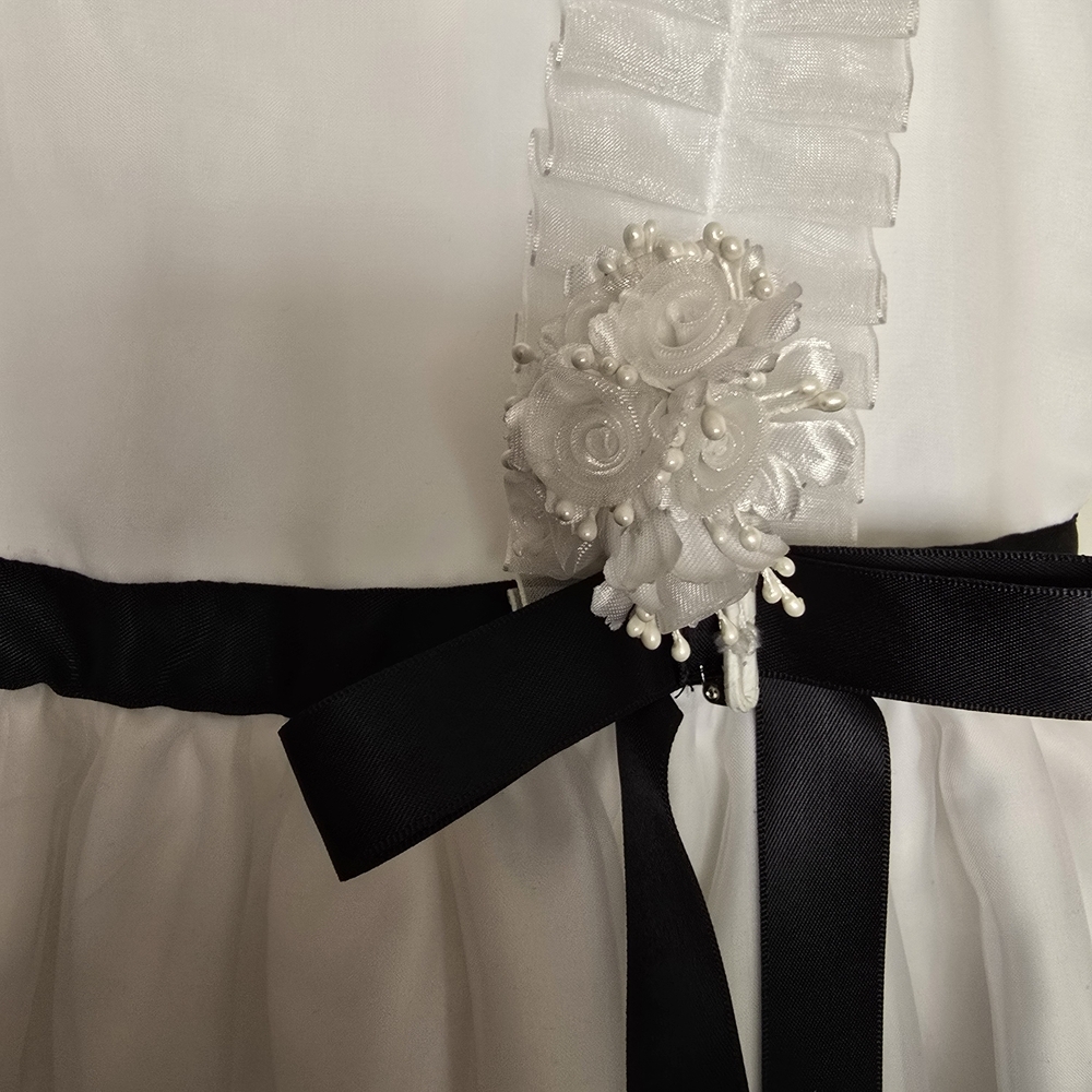 NWT Laura Ashley White Embroidered Dressy  Dress with Black Ribbon Flower Girl - Picture 4 of 5